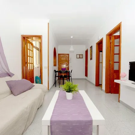 Rehoyas Palace Apartment *